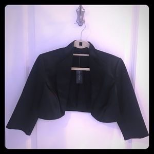 New WHBM cropped jacket CUTE💕